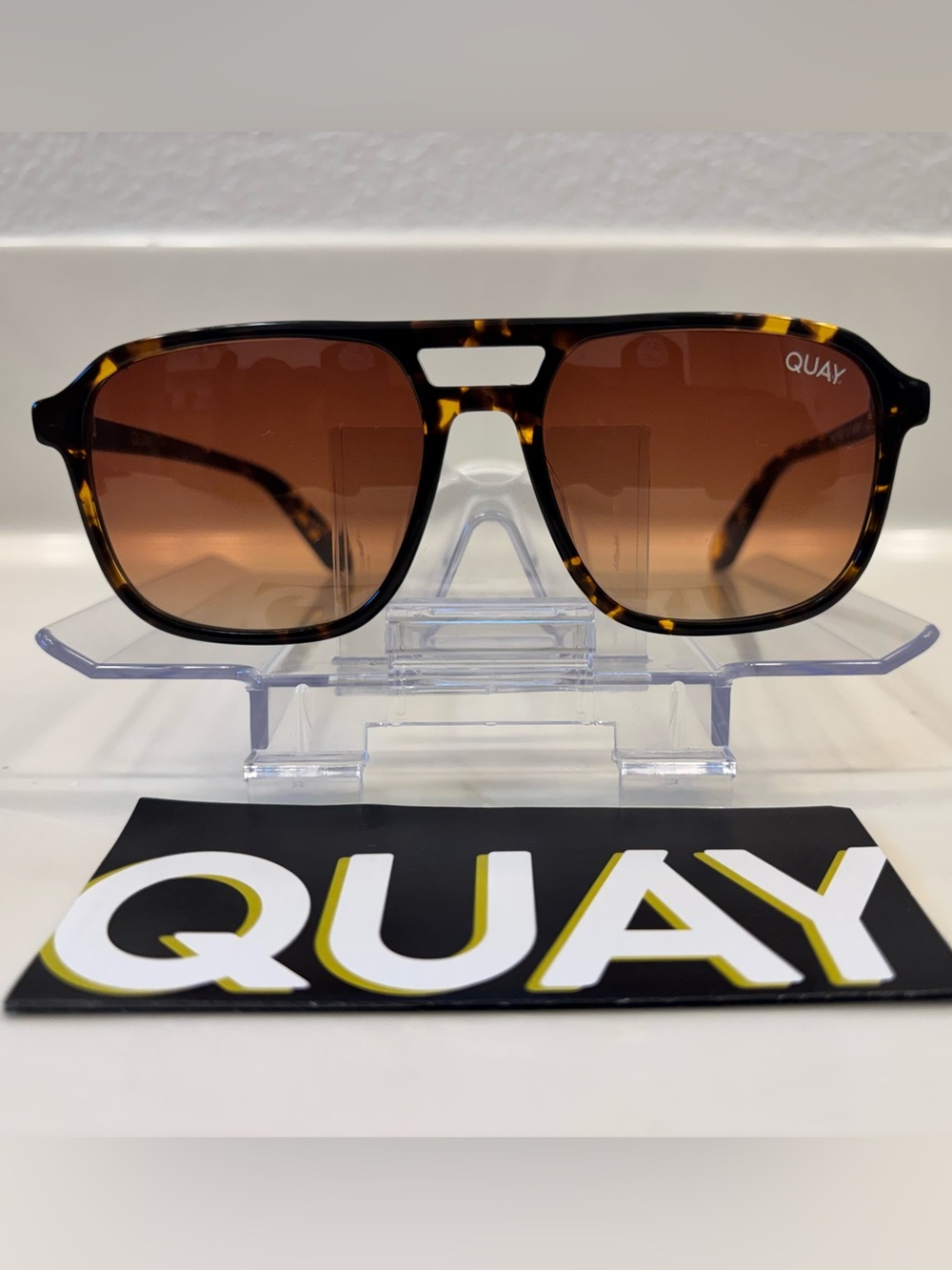QUAY ON THE FLY MINI 126 Men's Square Sunglasses Tortoise Brown Gradient +2